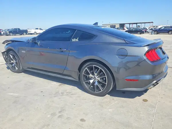 1FA6P8TD0L5178720 2020 FORD MUSTANG - Image 2