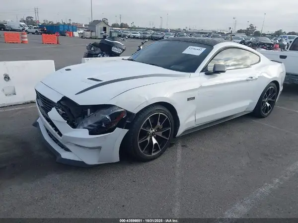 1FA6P8TD1L5115044 2020 FORD MUSTANG - Image 2