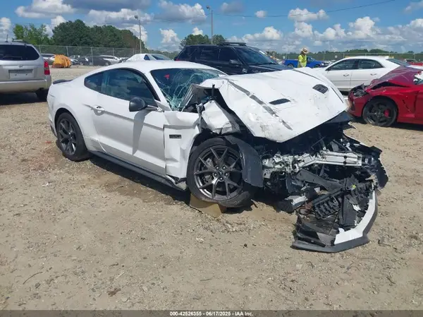 1FA6P8TD1L5187913 2020 FORD MUSTANG - Image 1