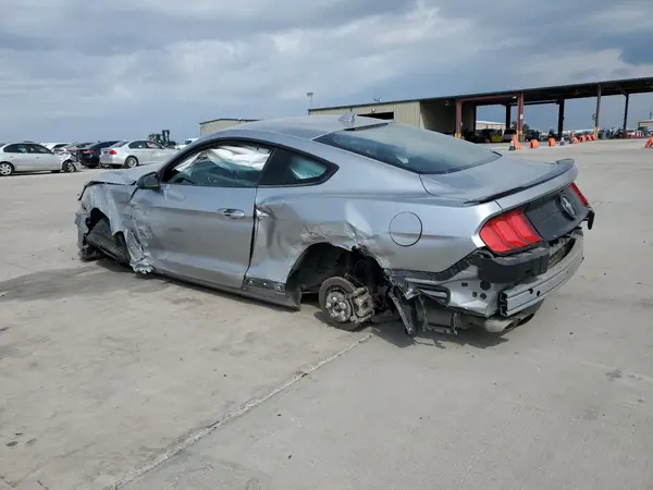1FA6P8TD5L5162710 2020 FORD MUSTANG - Image 2