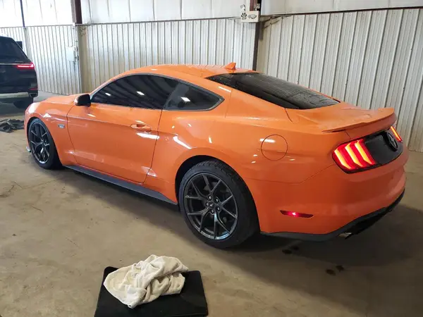 1FA6P8TD5M5126808 2021 FORD MUSTANG - Image 2