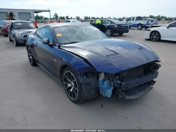 1FA6P8TD6L5182285 2020 FORD MUSTANG - Image 1