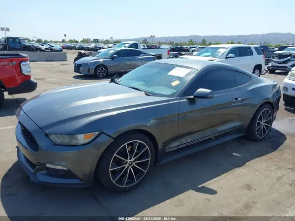 1FA6P8TH0G5284223 2016 FORD MUSTANG - Image 2