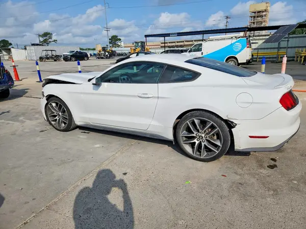 1FA6P8TH0G5289034 2016 FORD MUSTANG - Image 2