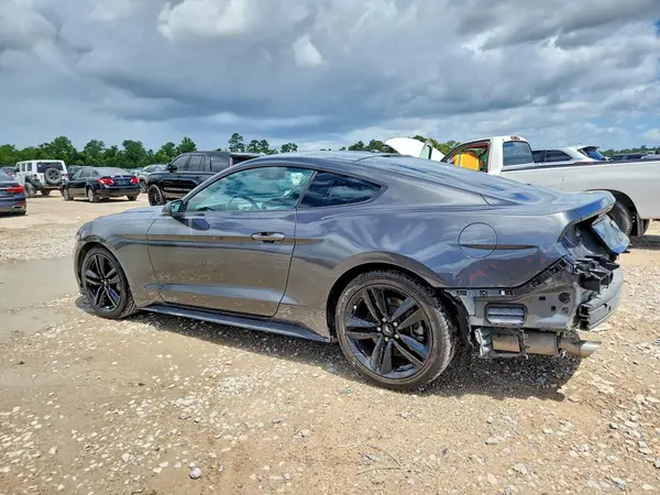 1FA6P8TH0H5286684 2017 FORD MUSTANG - Image 2