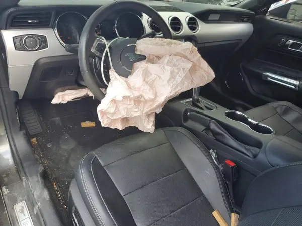 1FA6P8TH0H5304679 2017 FORD MUSTANG - Image 8