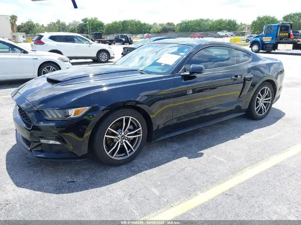 1FA6P8TH0H5328223 2017 FORD MUSTANG - Image 2