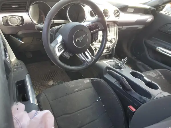 1FA6P8TH0H5329372 2017 FORD MUSTANG - Image 8