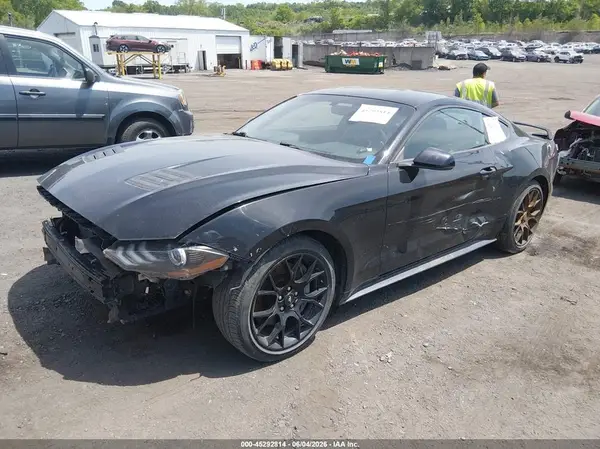 1FA6P8TH0J5128822 2018 FORD MUSTANG - Image 2