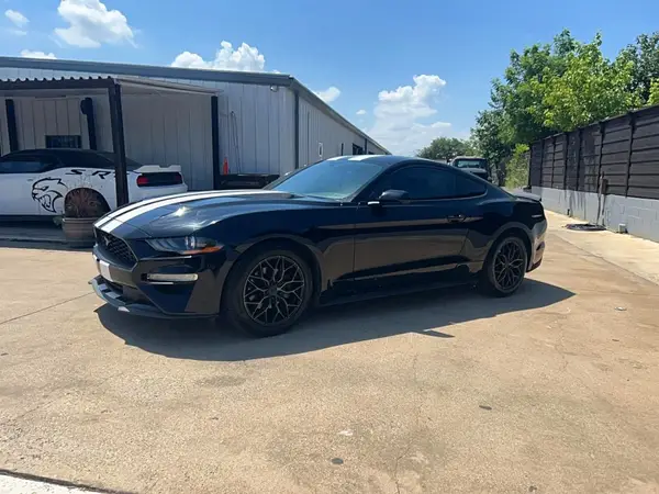 1FA6P8TH0J5163778 2018 FORD MUSTANG - Image 2