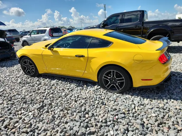 1FA6P8TH0J5167832 2018 FORD MUSTANG - Image 2