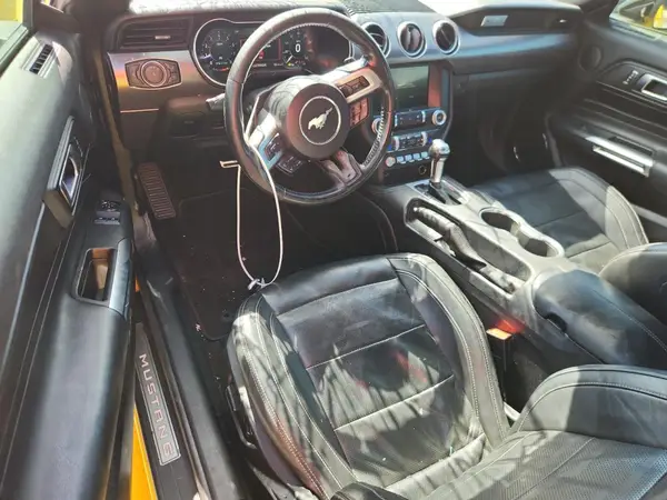 1FA6P8TH0J5167832 2018 FORD MUSTANG - Image 8