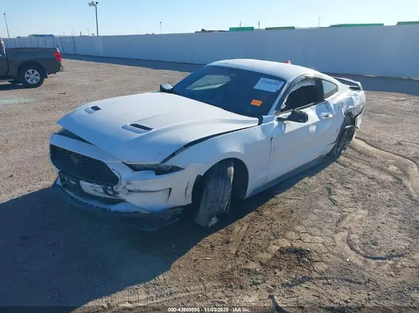 1FA6P8TH0J5172092 2018 FORD MUSTANG - Image 2