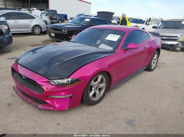 1FA6P8TH0J5183996 2018 FORD MUSTANG - Image 2