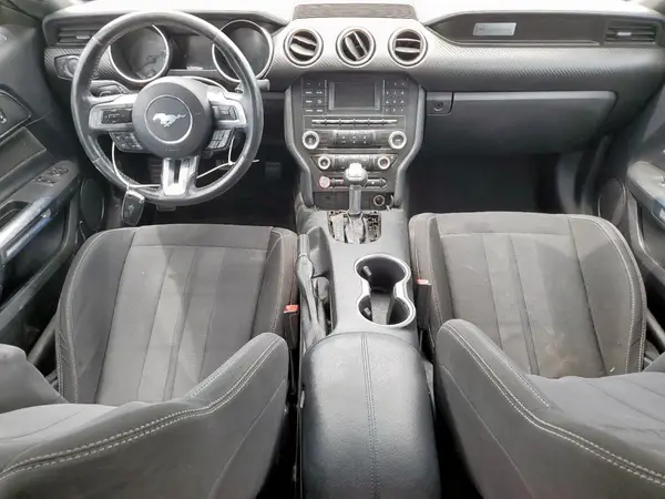 1FA6P8TH0J5185621 2018 FORD MUSTANG - Image 8