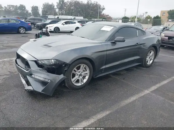 1FA6P8TH0K5120740 2019 FORD MUSTANG - Image 2