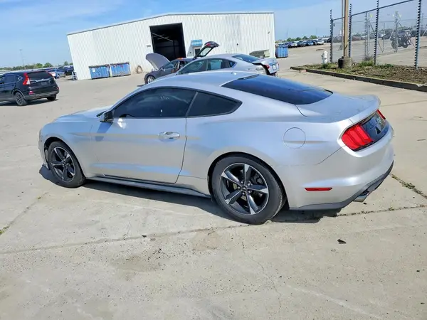 1FA6P8TH0K5175723 2019 FORD MUSTANG - Image 2