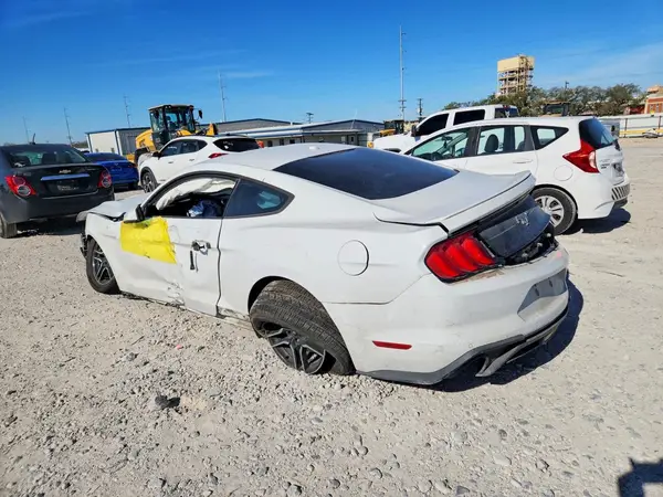 1FA6P8TH0K5199908 2019 FORD MUSTANG - Image 2