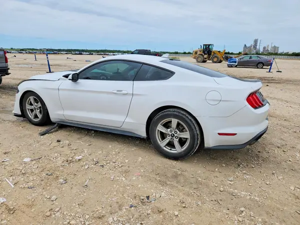 1FA6P8TH0L5178994 2020 FORD MUSTANG - Image 2