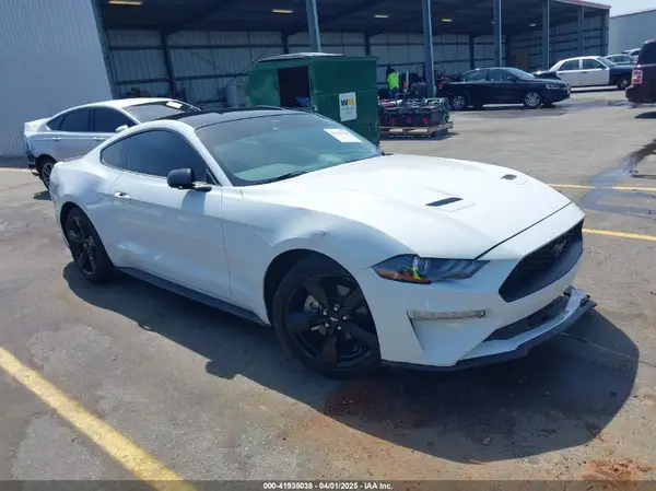 1FA6P8TH0N5138871 2022 FORD MUSTANG - Image 1