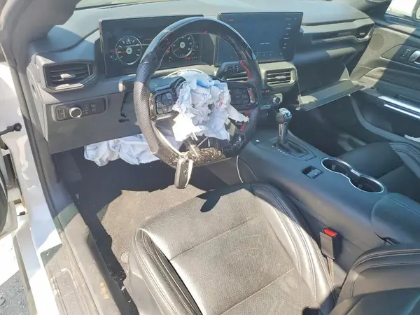 1FA6P8TH0R5136821 2024 FORD MUSTANG - Image 8