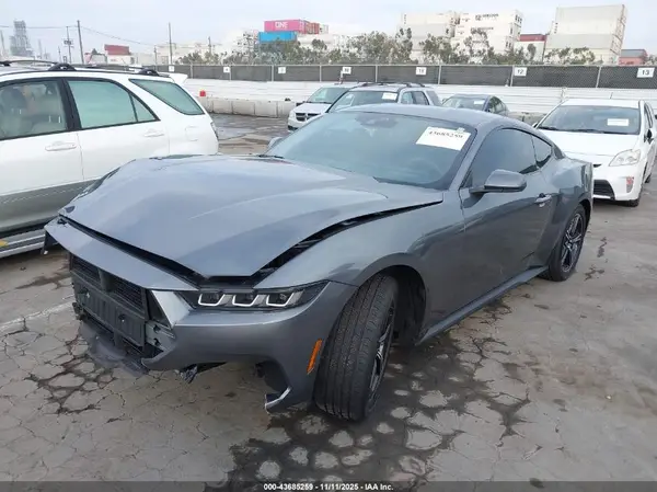 1FA6P8TH0R5138360 2024 FORD MUSTANG - Image 2