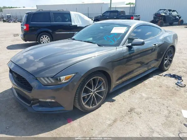 1FA6P8TH1G5215489 2016 FORD MUSTANG - Image 2