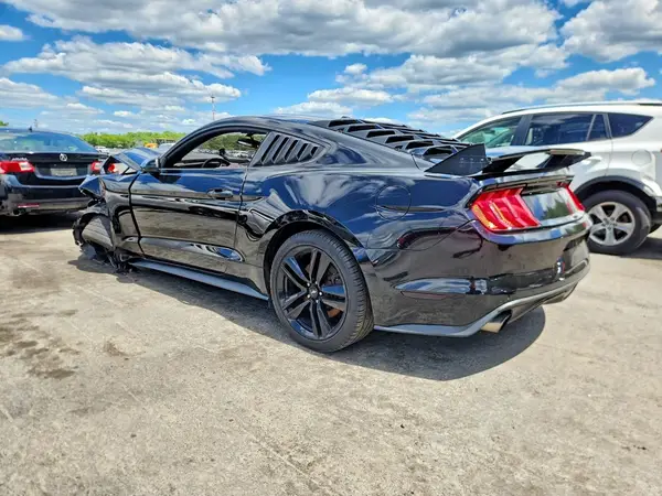 1FA6P8TH1G5218117 2016 FORD MUSTANG - Image 2