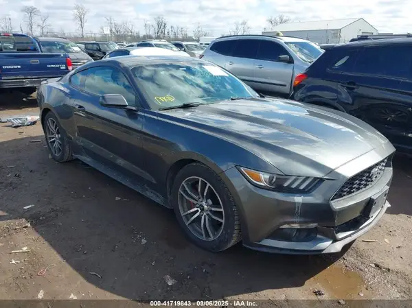 1FA6P8TH1G5272341 2016 FORD MUSTANG - Image 1