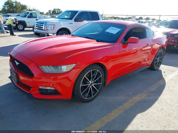 1FA6P8TH1G5284022 2016 FORD MUSTANG - Image 2