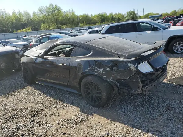 1FA6P8TH1G5327306 2016 FORD MUSTANG - Image 2