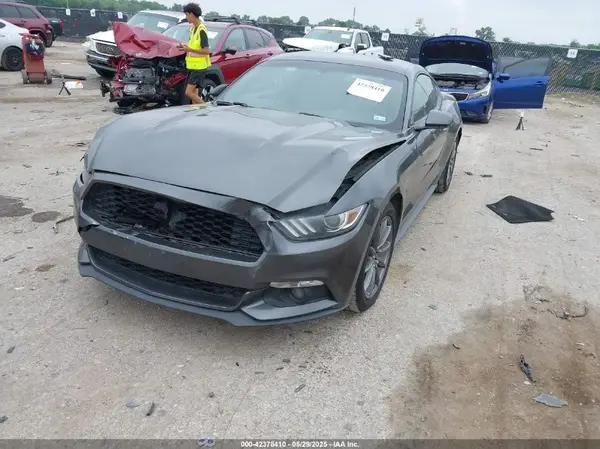 1FA6P8TH1G5328066 2016 FORD MUSTANG - Image 2