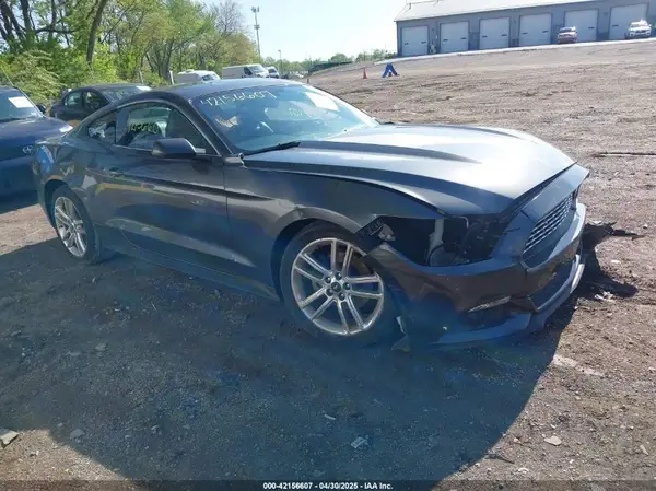 1FA6P8TH1H5212335 2017 FORD MUSTANG - Image 1