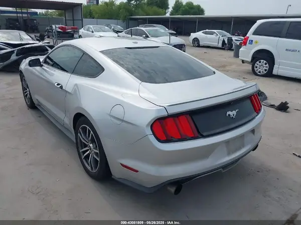 1FA6P8TH1H5248008 2017 FORD MUSTANG - Image 2