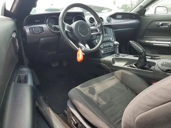1FA6P8TH1H5256223 2017 FORD MUSTANG - Image 8