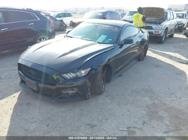 1FA6P8TH1H5272339 2017 FORD MUSTANG - Image 2