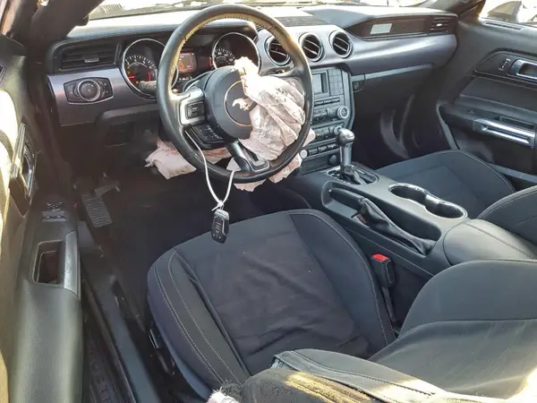 1FA6P8TH1H5305291 2017 FORD MUSTANG - Image 8