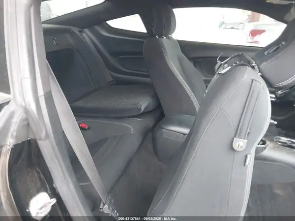 1FA6P8TH1H5330837 2017 FORD MUSTANG - Image 8