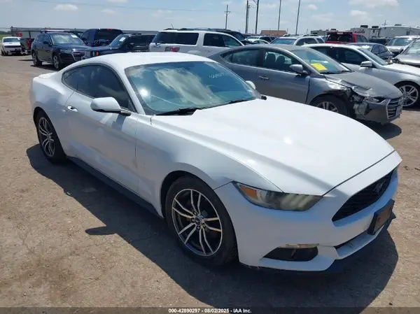 1FA6P8TH1H5331468 2017 FORD MUSTANG - Image 1