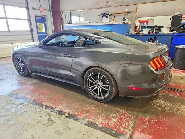1FA6P8TH1H5357942 2017 FORD MUSTANG - Image 2