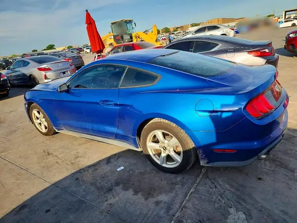 1FA6P8TH1J5104271 2018 FORD MUSTANG - Image 2