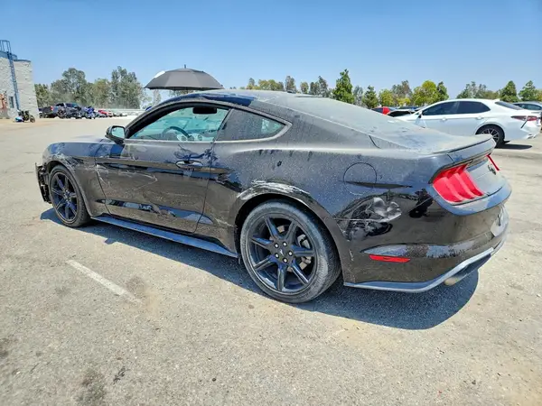 1FA6P8TH1J5105016 2018 FORD MUSTANG - Image 2