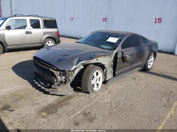 1FA6P8TH1J5123693 2018 FORD MUSTANG - Image 2