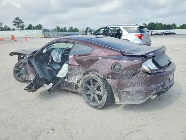 1FA6P8TH1J5127856 2018 FORD MUSTANG - Image 2