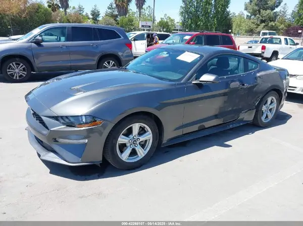 1FA6P8TH1J5145175 2018 FORD MUSTANG - Image 2