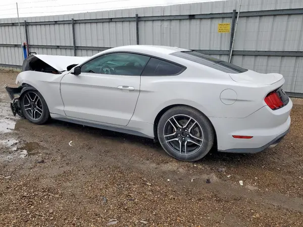 1FA6P8TH1L5137161 2020 FORD MUSTANG - Image 2