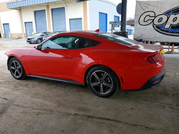 1FA6P8TH1S5121881 2025 FORD MUSTANG - Image 2