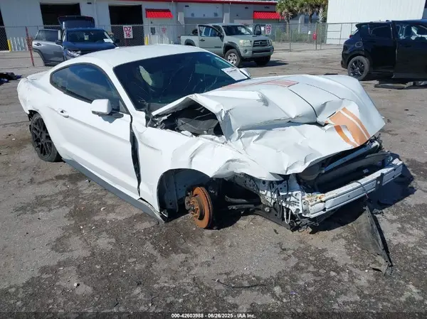1FA6P8TH2G5210284 2016 FORD MUSTANG - Image 1