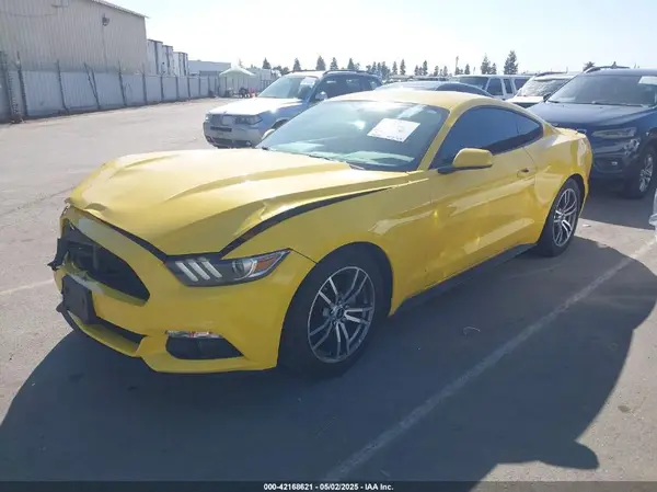 1FA6P8TH2G5268251 2016 FORD MUSTANG - Image 2