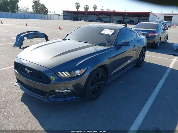 1FA6P8TH2G5269187 2016 FORD MUSTANG - Image 2